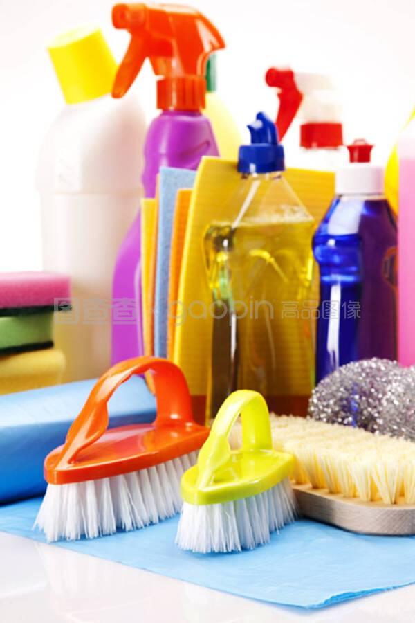 一套清潔用品的“微”革命 從繁瑣家務(wù)到品質(zhì)生活